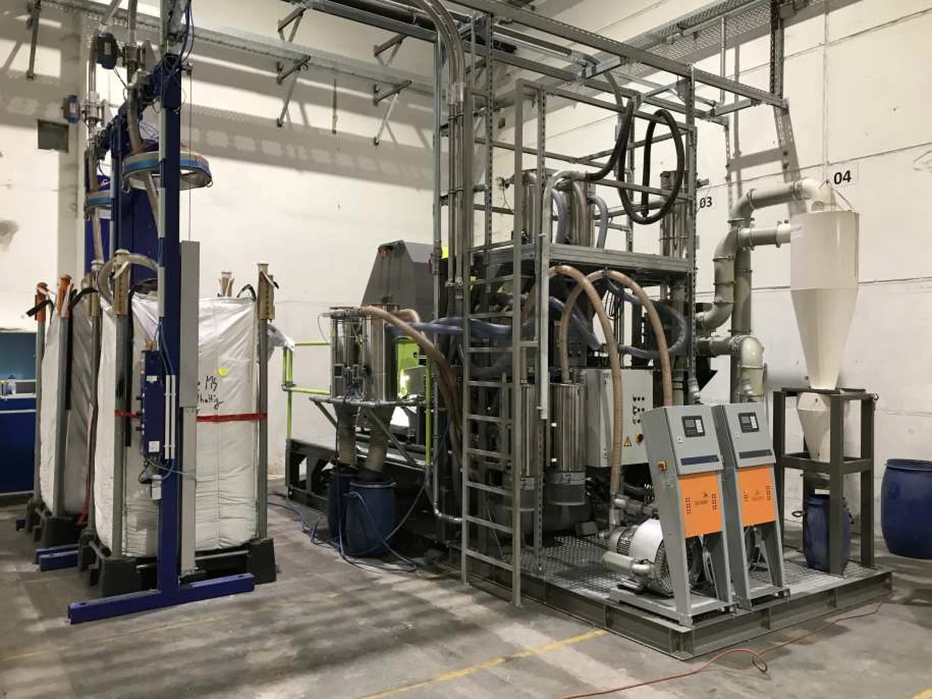 The mobile sorting platform from Sesotec is ready for immediate use and seamlessly integrates into any production environment thanks to its compact design, Photo: Sesotec The mobile sorting platform from Sesotec is ready for immediate use and seamlessly integrates into any production environment thanks to its compact design
